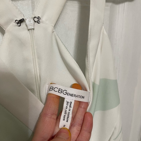 BCBG dress - Picture 3 of 4